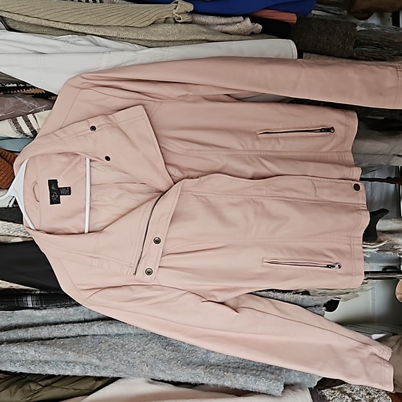 Light pink jacket - Picture 1 of 2